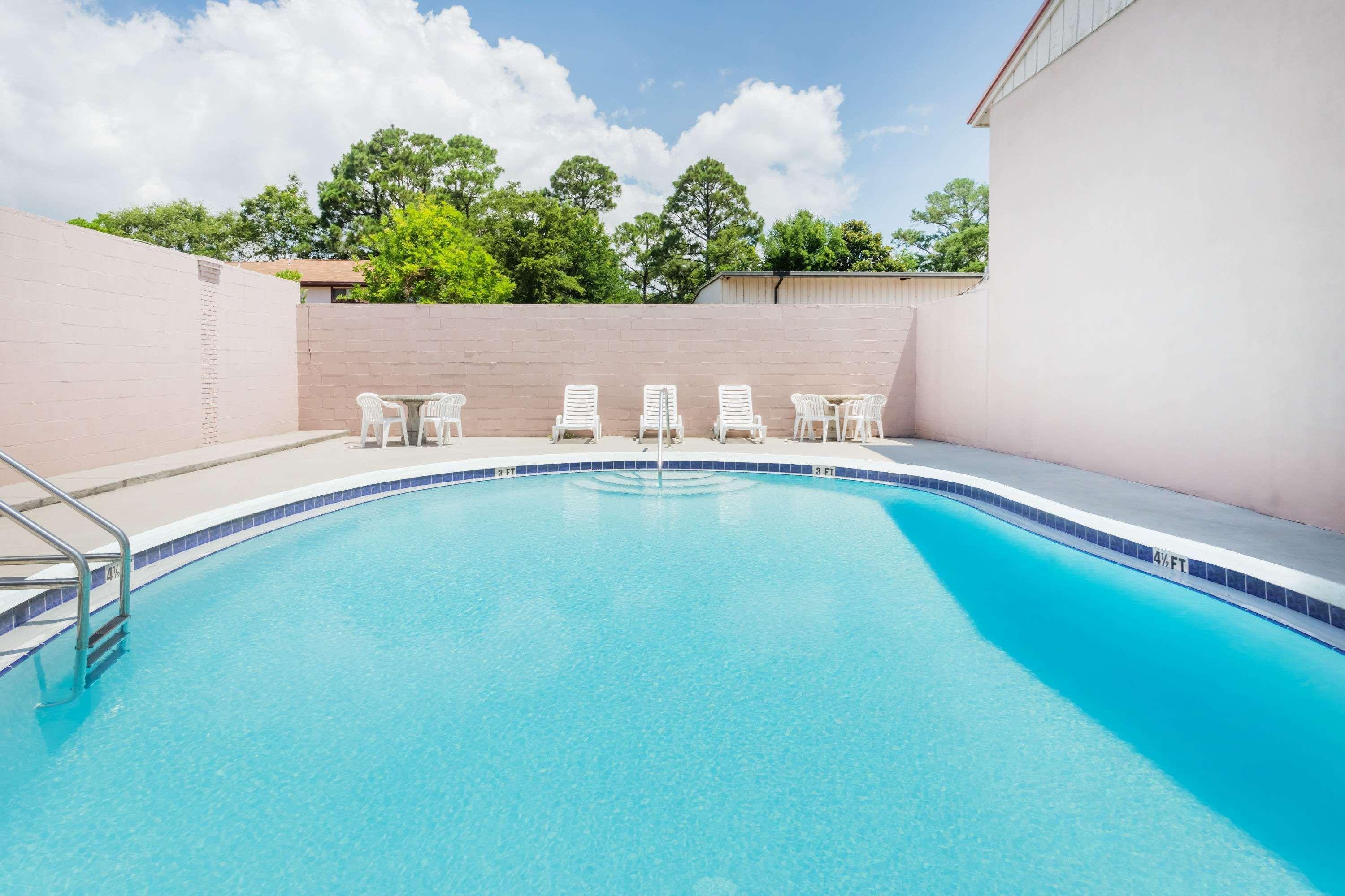 Super 8 by Wyndham Ft Walton Beach Fort Walton Beach Exterior foto
