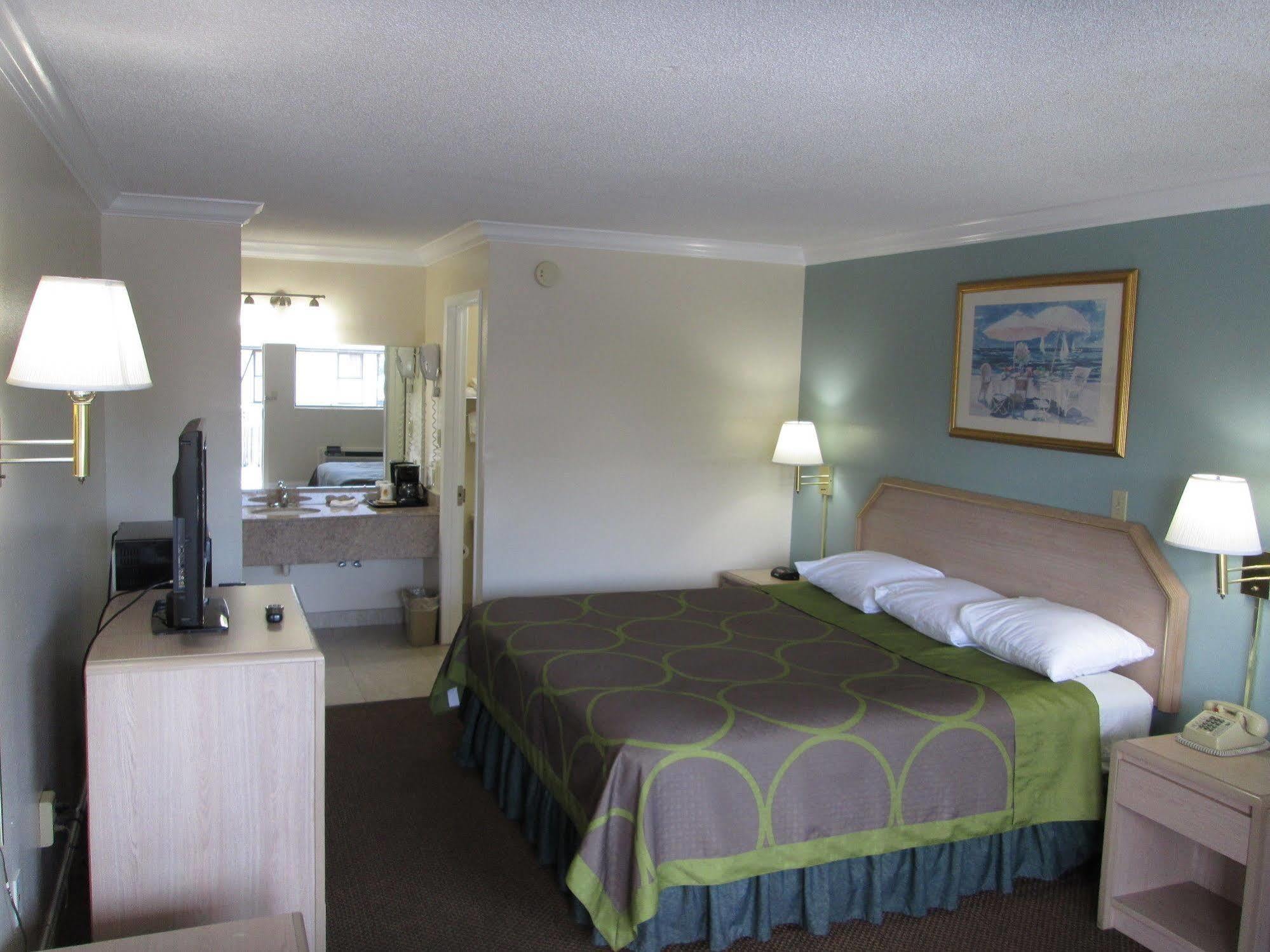 Super 8 by Wyndham Ft Walton Beach Fort Walton Beach Exterior foto